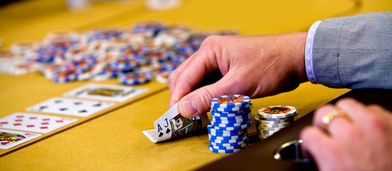 Play Gambling Games