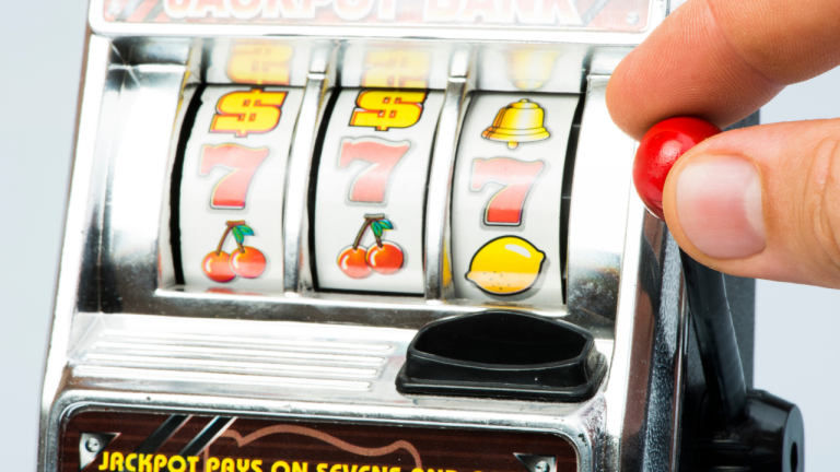 play slot games